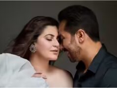 Abhishek Pathak e Shivaleeka dão as boas-vindas à menina