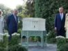 Assista: Trump e Melania apresentam King Charles, Camilla em Washington, mostram colmeias no jardim da Casa Branca