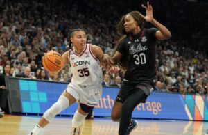 Carolina do Sul derrota o atual campeão UConn para chegar ao campeonato nacional