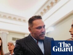 ‘Para bilionários, não boxeadores’: De La Hoya alerta sobre a revisão da Lei Ali em audiência no Senado