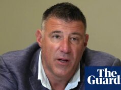 Mike Vrabel, do Patriots, diz que buscará aconselhamento e perderá parte do draft da NFL