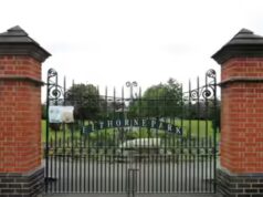 Mãe e filho morrem em trágico incidente com água no parque oeste de Londres, a polícia diz que não há suspeita de crime