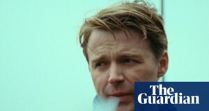 ‘Eles estão tão perdidos e inautênticos quanto nós’: o vencedor do Oscar que fez uma sátira de Farage – e divulgou no WeTransfer