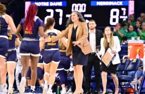 Kelly Morrone nomeada técnica de basquete feminino em Albany