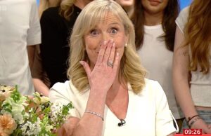 Carol Kirkwood em lágrimas entregando a mensagem closing do café da manhã da BBC após surpresa do marido