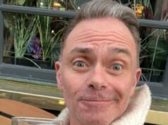 A estrela de Coronation Avenue comemora ao começar um novo trabalho com a ex-co-estrela em meio a uma atualização de novela