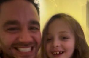 Adam Thomas recebe uma reação brutal ao retorno da filha de I am A Movie star