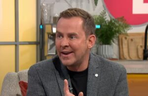BBC substitui Scott Mills no spin-off de Race Throughout The World na última hora