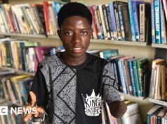 ‘Fui torturado e perdi a mão’ – a luta de um estudante para obter educação na Nigéria