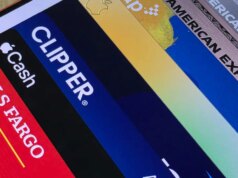 Meu telefone agora funciona durante toda a minha vida. Não tenho certeza se devo me preocupar