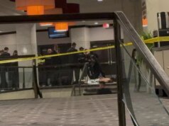 Tiro no jantar pode ter atingido o telefone do policial no bolso do colete à prova de balas