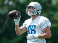 Relatório: Leões recusam opção de quinto ano de LB Jack Campbell