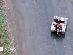 Assista: Mulher idosa resgatada por robô da linha de frente da Ucrânia