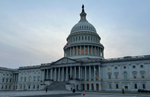 Nos bastidores da corrida de última hora do Congresso para financiar o DHS