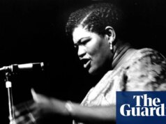 ‘A garota maior, mais malvada e mais salgada que você já viu’: por que ninguém cantava blues como Huge Mama Thornton