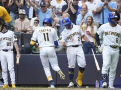 Jackson Chourio, dos Brewers, Andrew Vaughn está a caminho de retornar na próxima semana