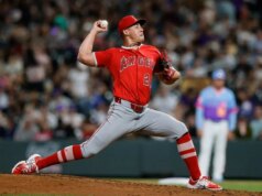 Angels RHP Robert Stephenson (cotovelo) fora da temporada