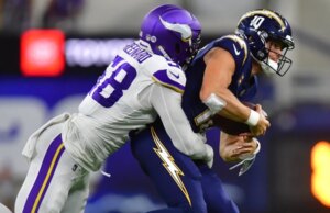 Jonathan Greenard, negociado de Vikings para Eagles, recebe extensão de US$ 100 milhões