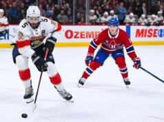Canadiens e Cole Caufield atirando para gols contra os Panthers