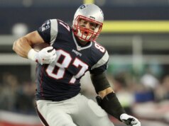 Os fãs votam em TE Rob Gronkowski para o Corridor da Fama dos Patriots