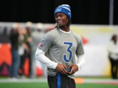 Cowboys WR George Pickens assina marca de franquia e faturará US$ 27,3 milhões em 2026