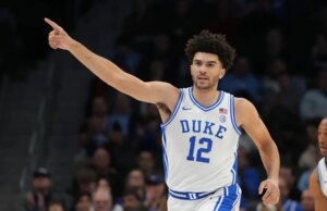O calouro da Duke, Cameron Boozer, eleito Jogador do Ano da AP