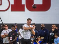Indiana QB Fernando Mendoza mostra habilidades da NFL para Raiders e outros no professional day