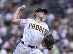 Nick Pivetta se recupera e arremessa Padres contra Giants