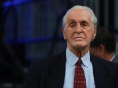 Pat Riley planeja comandar o Warmth, sem se aposentar, aos 81 anos