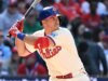 Phillies C JT Realmuto (costas) colocado na lista de lesionados de 10 dias