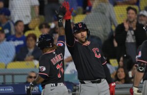 Gavin Williams rebate 10 na vitória dos Guardians sobre os Dodgers