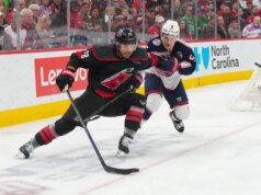 Furacões seguram Jackets com 10 chutes a gol para garantir vaga nos playoffs