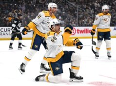 Predadores abrem mão de grande vantagem e vencem Kings em tiroteio