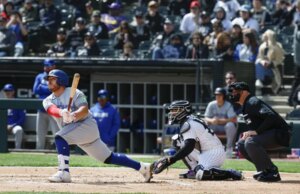 Blue Jays C Alejandro Kirk (polegar esquerdo) foi operado na terça-feira