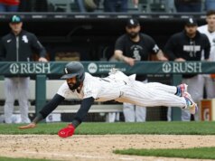 White Sox aproveita erro para vencer Blue Jays em 10