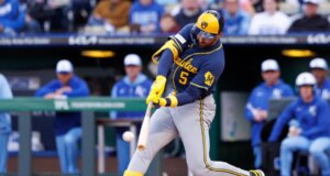 Garrett Mitchell, dos Brewers, tenta bis na closing contra Royals