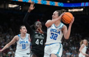 UCLA domina a Carolina do Sul pelo primeiro título feminino de basquete da NCAA