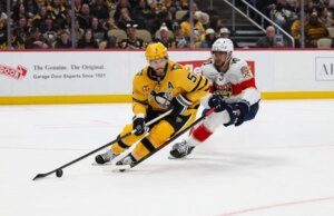 Rickard Rakell marca duas vezes na vitória dos Penguins sobre os Panteras