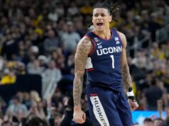 UConn G Solo Ball passa por uma cirurgia no pulso, para redshirt 2026-27