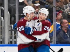 Valeri Nichushkin marca duas vezes e Avalanche conquista o primeiro lugar no Oeste