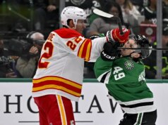 Flames F Ryan Strome multado em US$ 5 mil por verificação cruzada