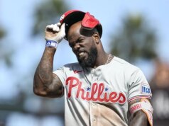 Phillies ansioso para encerrar o terrível abril em alta contra os Giants