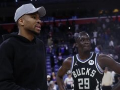 Giannis Antetokounmpo ainda está afastado; Bucks e Nets jogando temporada
