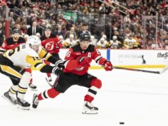 Os Penguins usam o Flurry para derrotar os Devils e voltam aos playoffs