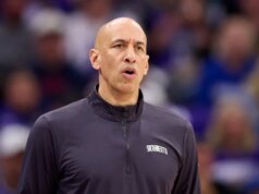 Relatórios: Kings contrata o técnico Doug Christie para a 2ª temporada completa