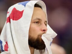 Stephen Curry, do Warriors, sobre restrição de minutos para jogo play-in