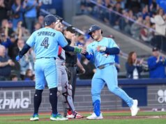 Blue Jays DH George Springer sofre fratura no dedão do pé
