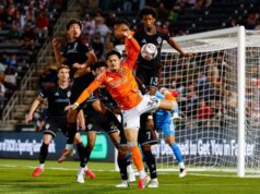 Rapids derrota o Dínamo com dois gols do estreante Kosi Thompson