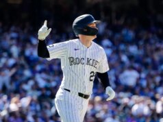 Rockies usam bola longa para entregar aos Dodgers as primeiras derrotas consecutivas de 26