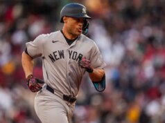 Giancarlo Stanton e Yankees eliminaram o rival Purple Sox para abrir a viagem